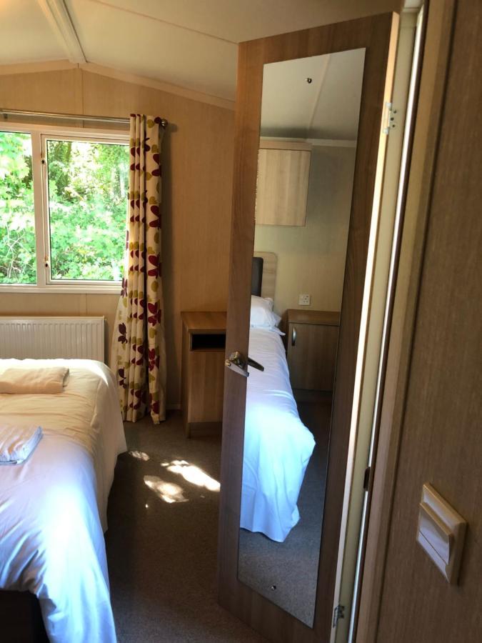 Popular Property In Bembridge Extérieur photo