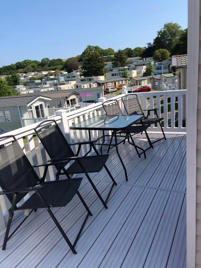 Popular Property In Bembridge Extérieur photo